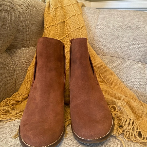 Lucky Brand wedge heel booties - Picture 3 of 3